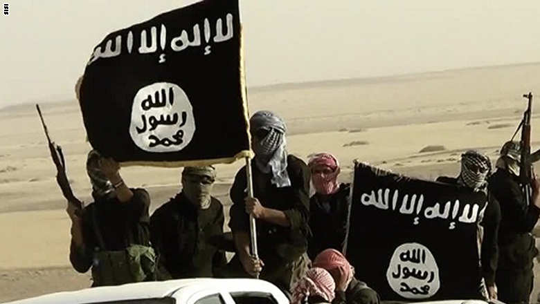 "داعش".. يزيل التماثيل ويقيم محاكم شرعية بالموصل
