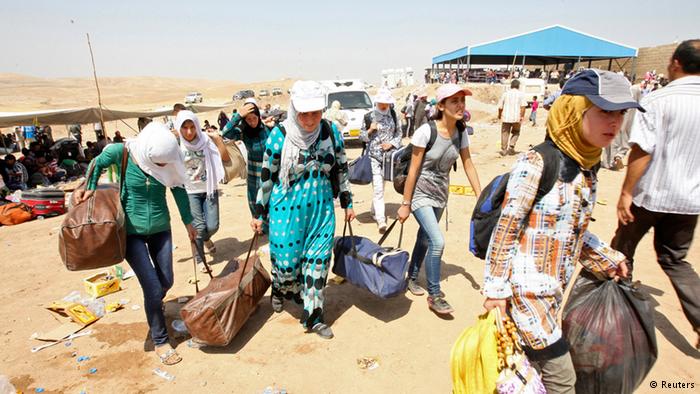 حركة نزوح كبيرة على الحدود السورية-العراقية