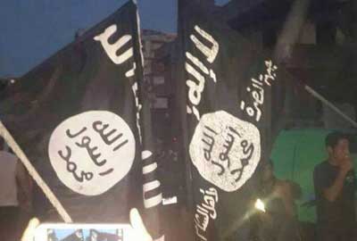 «حالة طلاق» بين القوى السلفيّة و «تيّار المستقبل».. الى أين؟
هل يلعب «الزرق» دوراً مُزدوجاً... ولماذا يتمرّد بعض النوّاب على الحريري؟