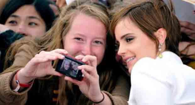 تطبيق يسمح بإلتقاط Selfie من دون لمس الشاشة!