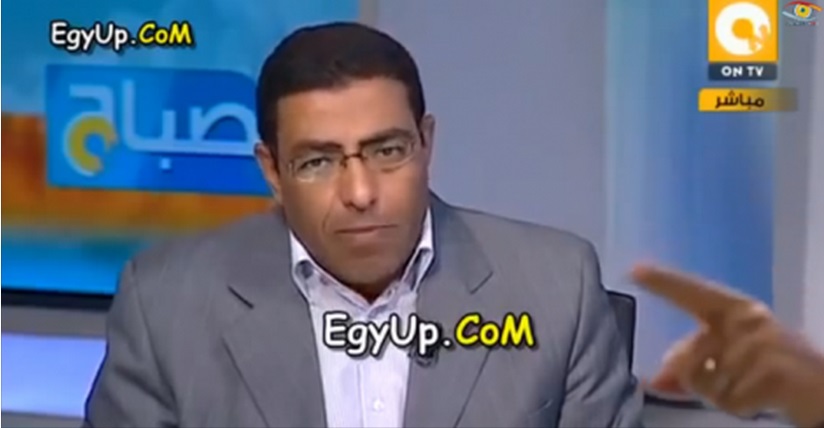 فضيحة من العيار الثقيل:  خطأ تقني يفضح مذيعة على الهواء