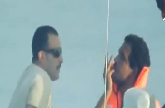 بالفيديو: أحمد السقا يفقد اعصابه ويضرب المصور!