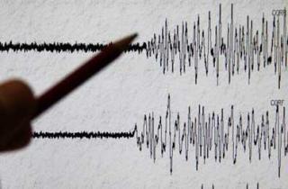 زلزال قوته ست درجات قبالة جزيرة سومطرة الاندونيسية