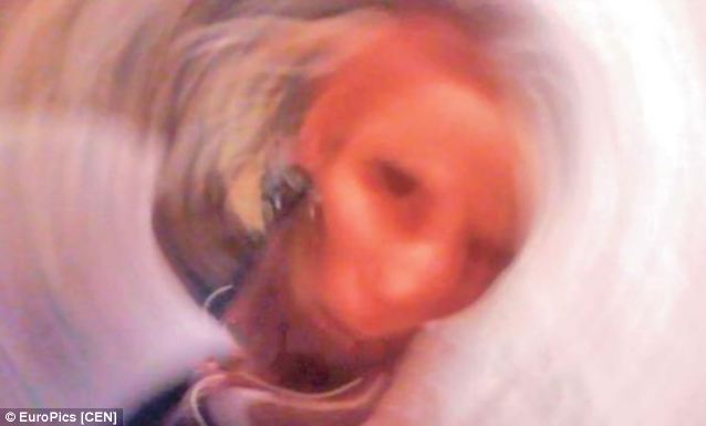 تلقت Selfie من شبح جدتها المتوفاة!