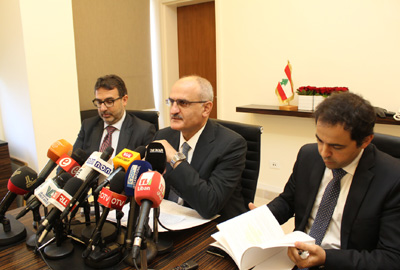 حسن خليل : سنؤمّن الرواتب لموظفي القطاع العام
الوضع المالي مستقر ووضع الخزينة جيّد ولا مشكلة في السيولة