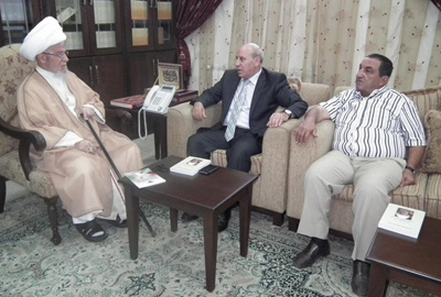 مسيرات فلسطينيّة في المخيّمات استنكاراً للعدوان على غزة
ودعوات لبنانيّة الى دعم المقاومة وتّحرك عربيّ يردع العدوّ 