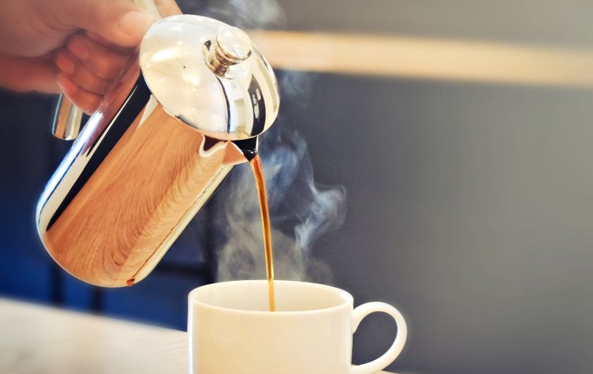 كوب قهوة.. يخلّصك من الحر !