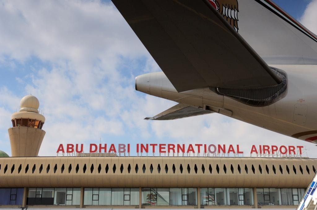 الامارات تلقي القبض على 11 ارهابي خططوا لاستهداف مطارها الدولي
