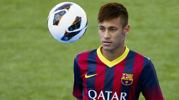 برشلونة يعلن تحسن حالة نيمار ويحدد موعد عودته للنادي