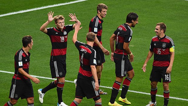 فيديو يسخر بأهداف ألمانيا السبعة بمرمى البرازيل!
