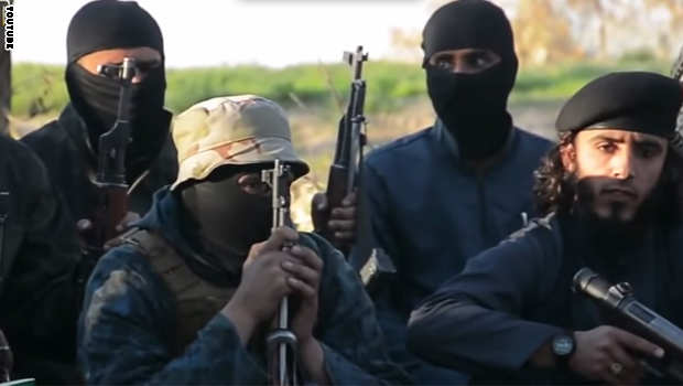 بالفيديو- سعوديون ينشرون تسجيلا يردون فيه على نشيد أعده شبان يؤيدون داعش ويهاجمون وزير الداخلية
