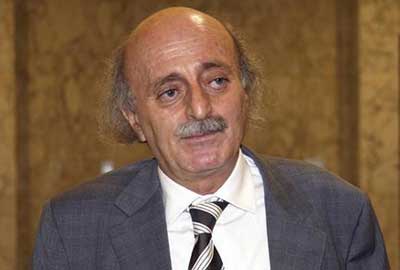 جنبلاط يُحذر: ربط أزمات لبنان بالخارج سيُؤدّي الى انهيار الهيكل
أعمل على تجزئة الحلول كي لا تتعطل المؤسّسات ونفقد الهدوء الأمني