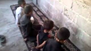 بالفيديو-أطفال يقلدون داعش في قتل الارواح!