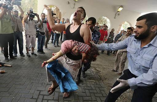 اسرائيل ترتكب مجزرة في حي الشجاعية في غزة بعد توسيع نطاق عملياتها في القطاع
