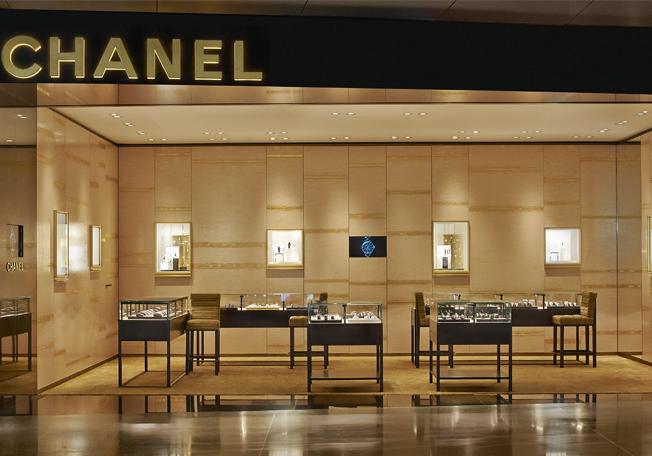 CHANEL تفتتح متجرها في مطار حمد الدولي في قطر!