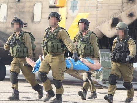  إصابة 12 جنديا من لواء جولاني بينهم قائد اللواء الجديد في تفجير نفق للمقاومة على حدود غزة.