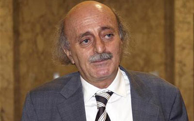 جنبلاط لا يعتبر ما نشر في «نيويورك تايمز» «حكي جرايد»:
يُذكرني بمخطط كيسنجر لتقسيم المنطقة