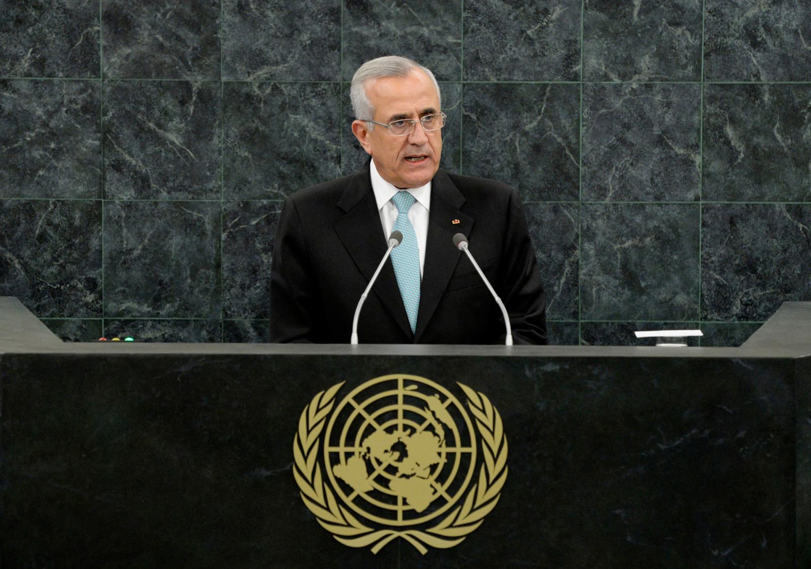 زيارة سليمان لنيويورك تنتج اجتماعات دولية لدعم لبنان وتسليح الجيش ...
ايطاليا ترأس اجتماعات دعم الجيش والأمم المتحدة ترأس اجتماعات اللاجئين ...
بصبوص يوضح كلامه التشاؤمي وخطة طرابلس جاهزة وتنتظر عودة ميقاتي ...
بري نهاية الاسبوع الى جنيف وصعوبة تشكيل الحكومة تفرضها الشروط والظروف