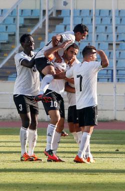 العهد يستعيد توازنه ويتغلب على الإخاء الأهلي عاليه
