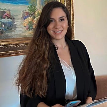 كارلي دعيبس