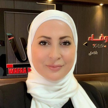 وفاء بيضون