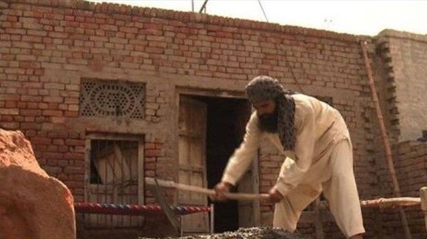 مسلمون يجمعون التبرعات... لبناء كنيسة