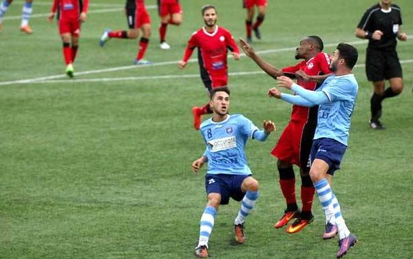 بطولة لبنان : فوز ثمين للسلام زغرتا على شباب الساحل
والأنصار يكتسح الاجتماعي والصفاء يتعادل مع طرابلس