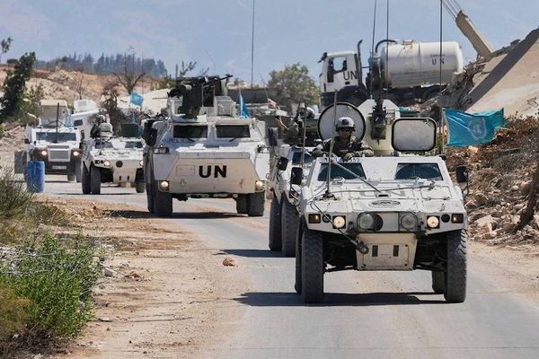 لا حرب شاملة ولا تسوية: لبنان عالق في المنطقة الرمادية
قاسم: حاضرون لمناقشة كيفية صد العدوان
عون يؤكد على الانتخابات... الجيش مركز الاهتمام الدولي