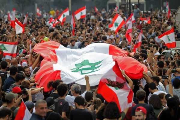محاولات لاحتواء التصعيد السياسي