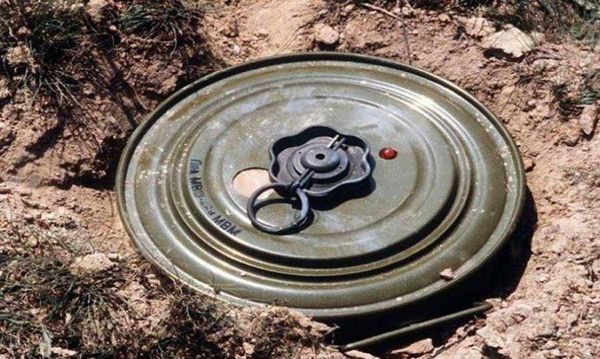 إصابة شخص بانفجار لغم أرضي خلال محاولته العبور خلسة إلى لبنان