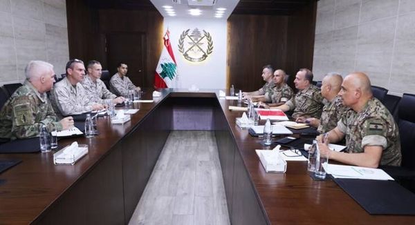 هيكل يبحث مع كليرفيلد ترتيبات الجنوب واعتداءات الاحتلال