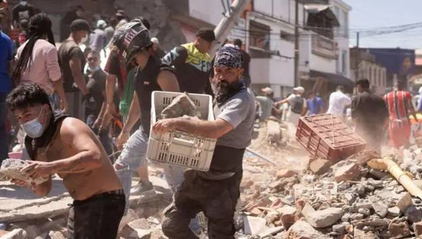 بعد زلزال مدمّر.. كولومبيا تطلب من ترامب تعليق الرسوم الجمركية