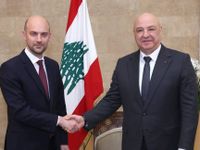 إشارات فرنسية إيجابية