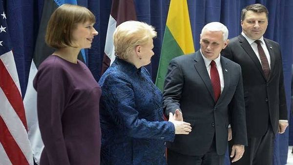 بنس يبدأ من إستونيا جولة تطمينات وشدّ عضد لحلفاء بلاده في المنطقة!