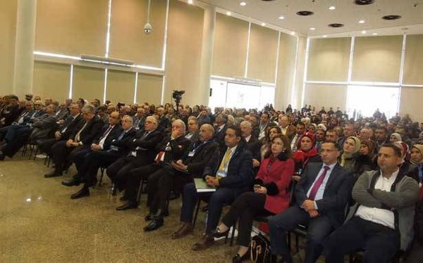 إفتتاح مُؤتمر طرابلس «رؤى وآفاق»
الجسر مُمثلاً الحريري: لتكن مدينتنا منصّة لإعادة إعمار سوريا مُجدداً