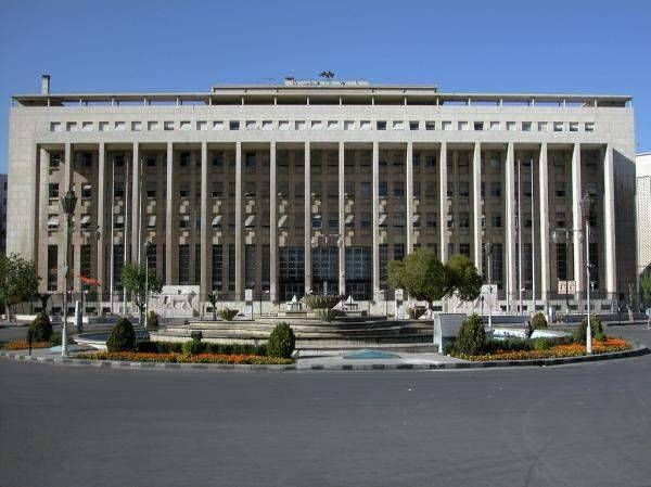 مصرف سوريا المركزي لا ينوي طرح عملة نقدية ورقية من فئة الخمسين ليرة في الأسواق
