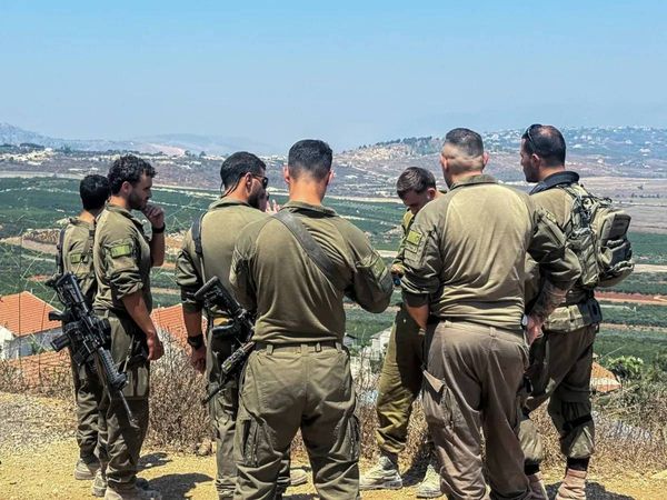 تمشيط بالأسلحة الرشاشة باتجاه حداثا في قضاء بنت جبيل بالتزامن مع تحرك لآليات جيش الاحتلال الإسرائيلي في البلدة