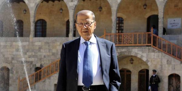 الملك سلمان أساء الى الرئيس اللبناني بتجاهله في دعوة القيادات