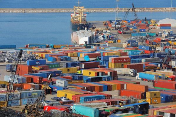 تعطل النظام الجمركي الالكتروني في مرفأ بيروت