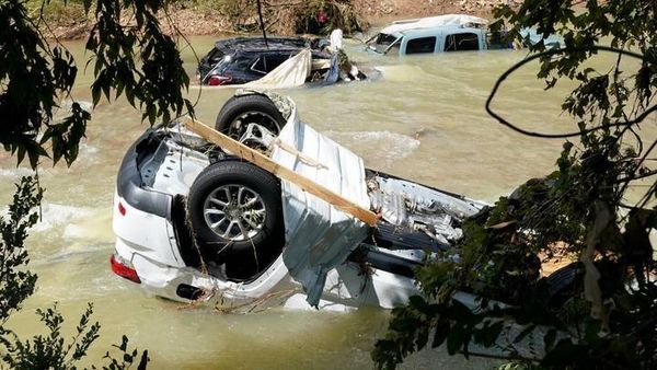 حصيلة فيضانات "تينيسي" الأميركية ترتفع إلى 22 قتيلاً و50 مفقوداً