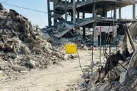 الإحتلال يوسّع سيطرته على 60% من غزة وسط تعثر المفاوضات