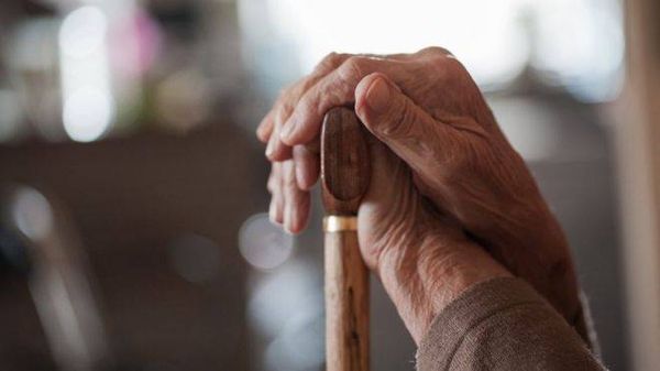هولندي يطالب المحكمة بإلغاء 20 عاما من عمره