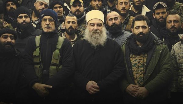 الهجري يعلن القطيعة مع دمشق... والوصل مع تل أبيب