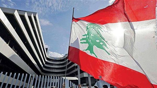 مصادر رسمية تفنّد مشاريع قوانين معالجة أزمة الودائع:
ما سرب عن خطة جديدة للودائع والهب الشارع
ضد المصارف لم يتبناها احد واصحابها تنصلوا منها