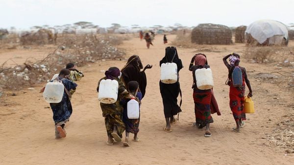 الولايات المتحدة تحذر: الصومال يمر 
