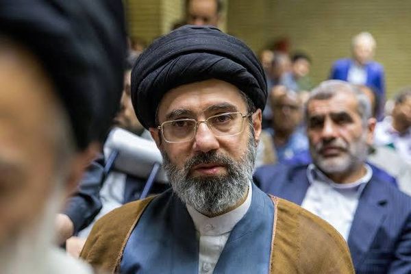 خامنئي: الانتقام لدماء المرشد وبقية الشهداء مطلب الشعب الإيراني