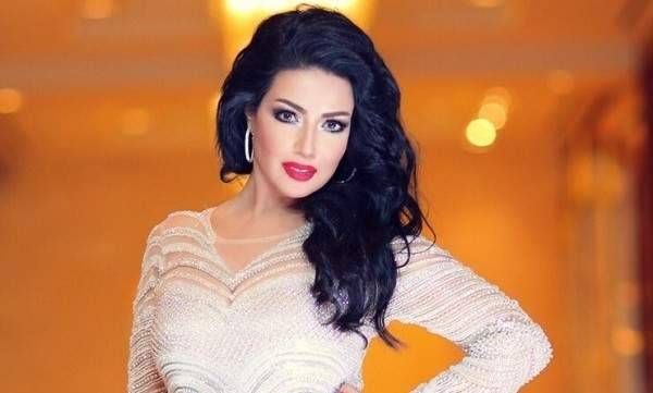 سمية الخشاب بالحجاب من مناسك الحج