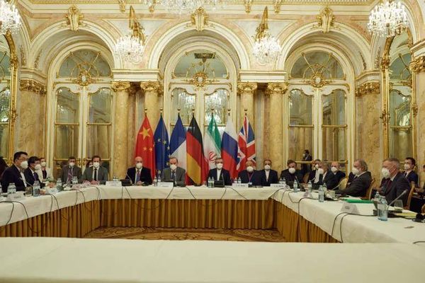 اتفاق الساعة الخامسة والعشرين