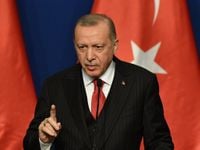 أردوغان: أسواق رأس المال التركية قادرة على تجاوز أزمة صناديق الاستثمار