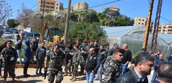 إزالة خيم لنازحين سوريين في البترون